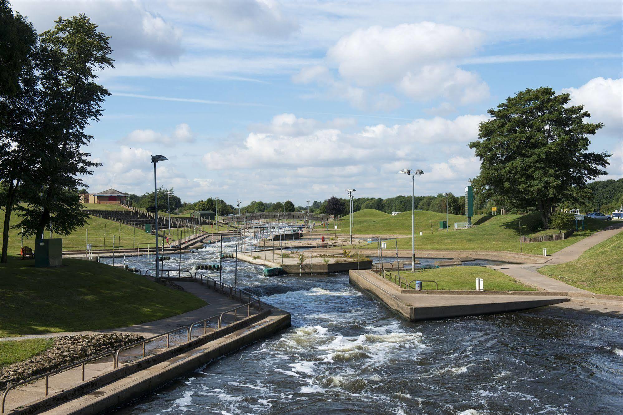 Holme Pierrepont Country Park Home Of The National Water Sports Centre Colwick Exterior photo